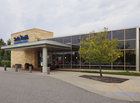 Exterior view of North Memorial Health Heart & Vascular Clinic – Monticello